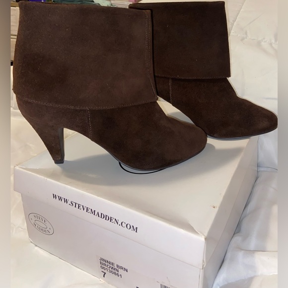 STEVE MADDEN, Brown suede, Size 7 - Picture 4 of 5